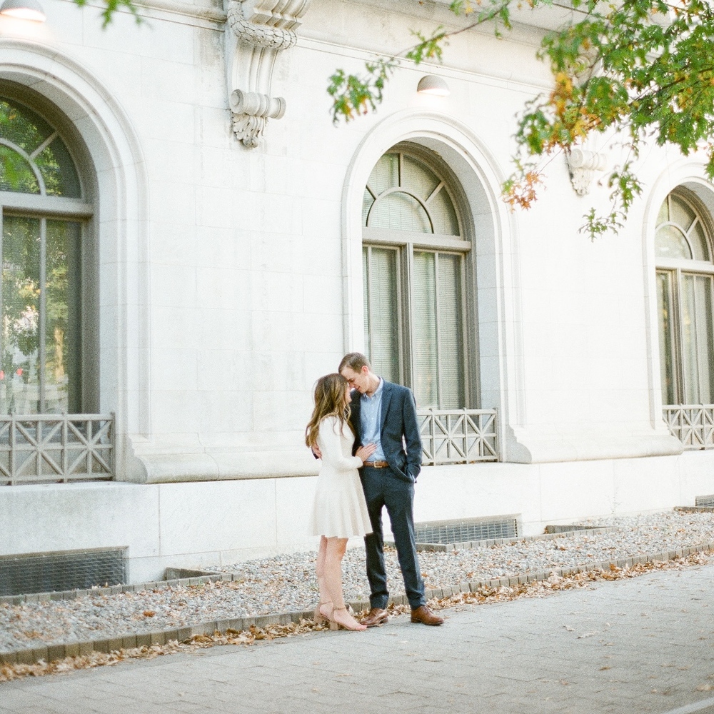 Gal Meets Glam Cream Celeste Dress sz 4